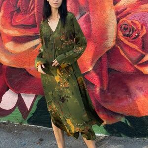 Yavi Long V Neck Dress